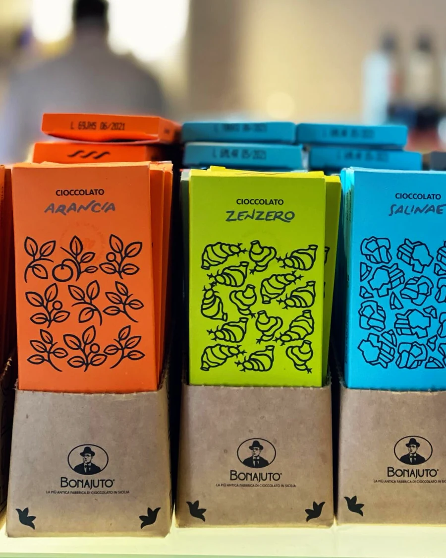Tavolette di cioccolato di Modica Bonajuto: arancia, zenzero e salinae